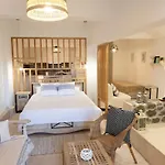 Aquablusyros 2 Apartamento Posidhonía