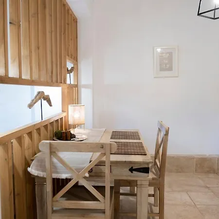 Aquablusyros 2 Apartment