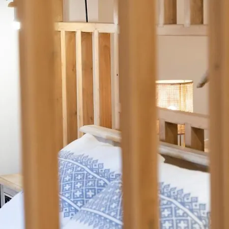 Apartment Aquablusyros 2 *